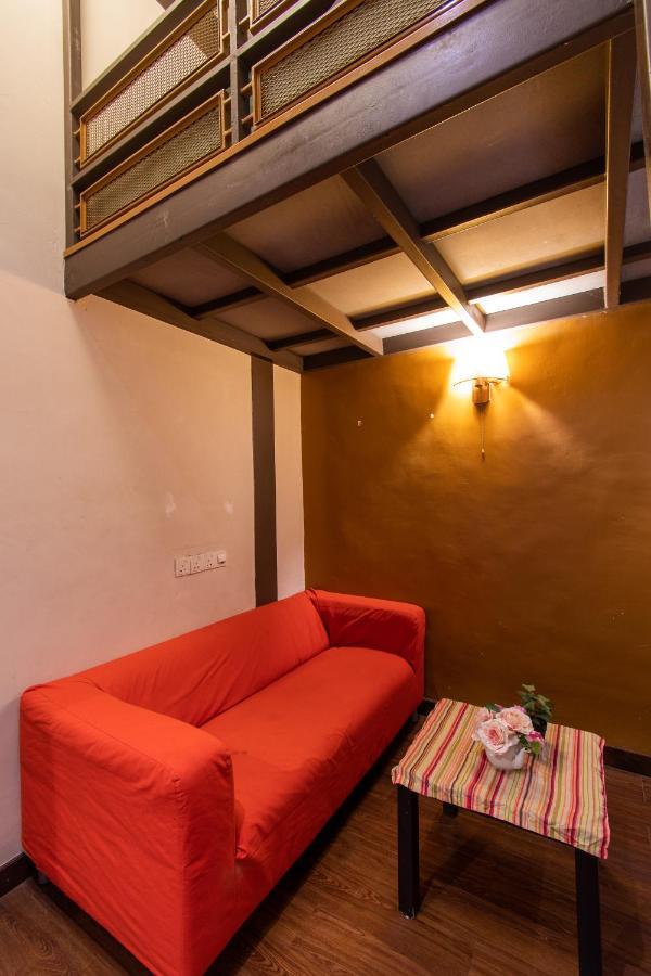 Travel Hub Highstreet Hostel *