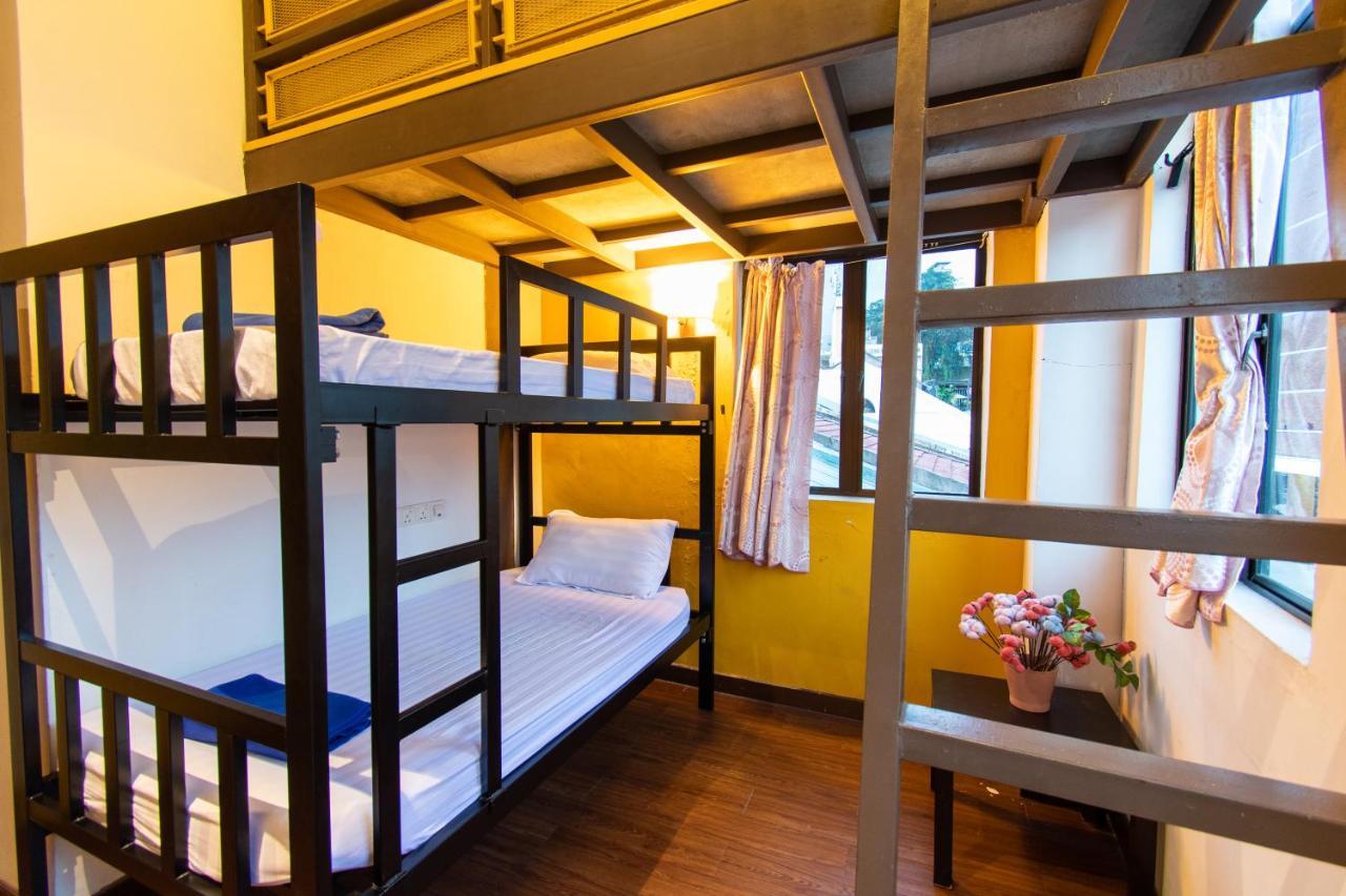 Hostel Travel Hub Highstreet *