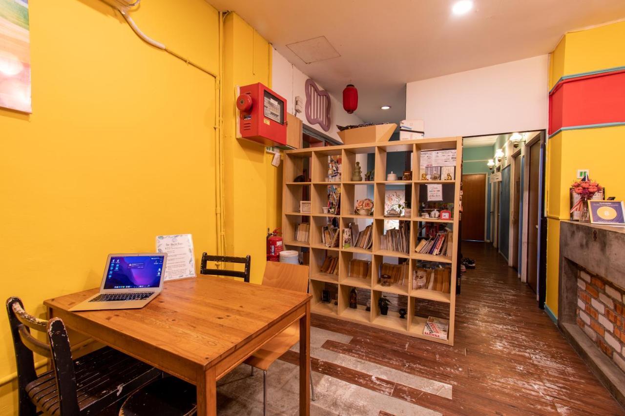 Travel Hub Highstreet Asrama
