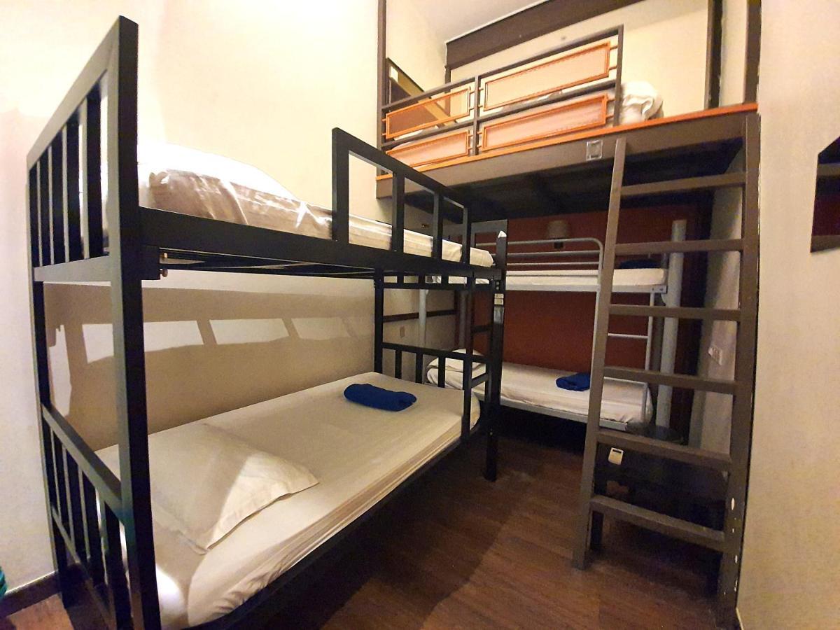 Travel Hub Highstreet Asrama Kuala Lumpur