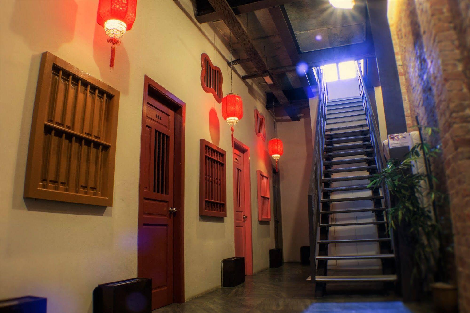 Hostel Travel Hub Highstreet *